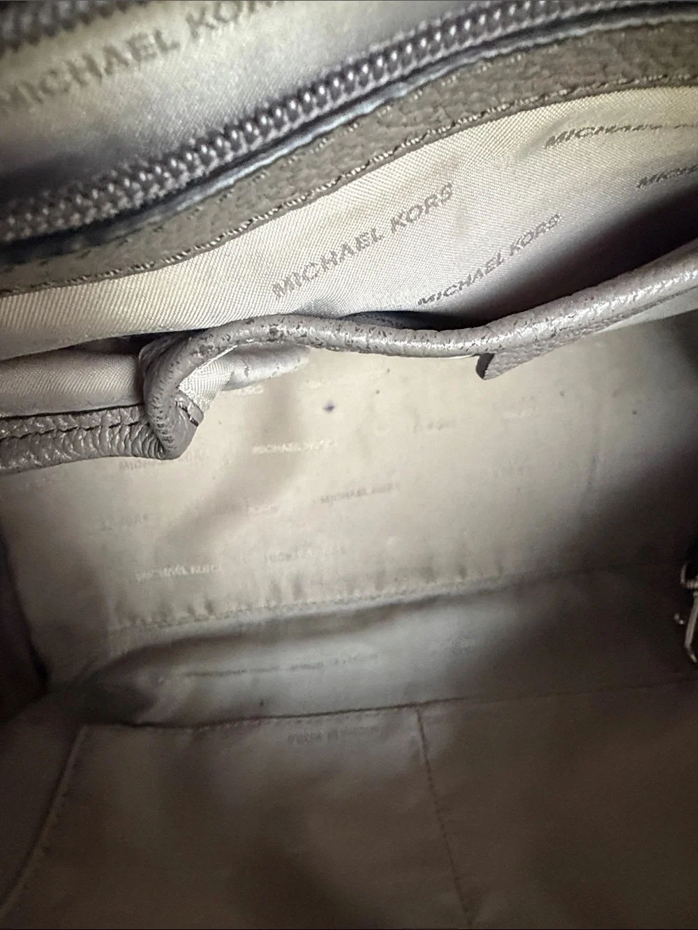 Michael Kors Mercer Medium Leather Duffel Bag - Picture 16 of 16
